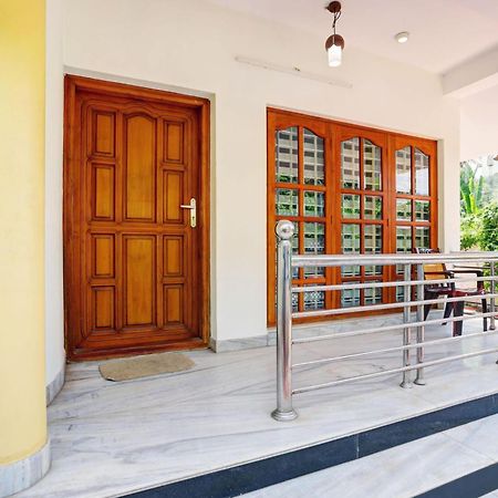 Super Hotel O Lm Residency Тривандрум Экстерьер фото
