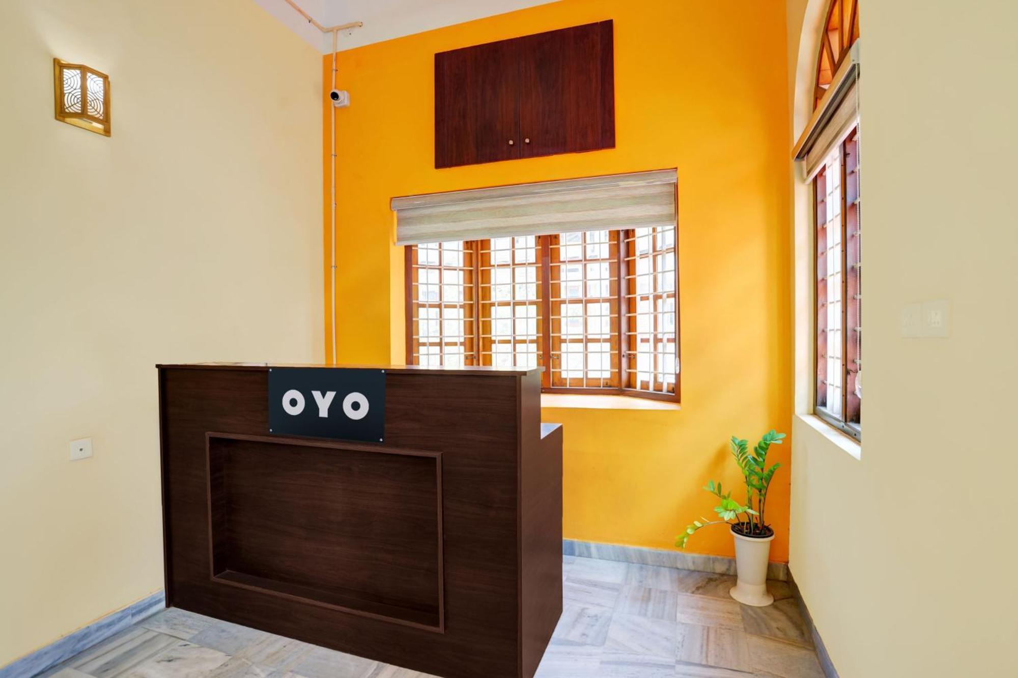 Super Hotel O Lm Residency Тривандрум Экстерьер фото