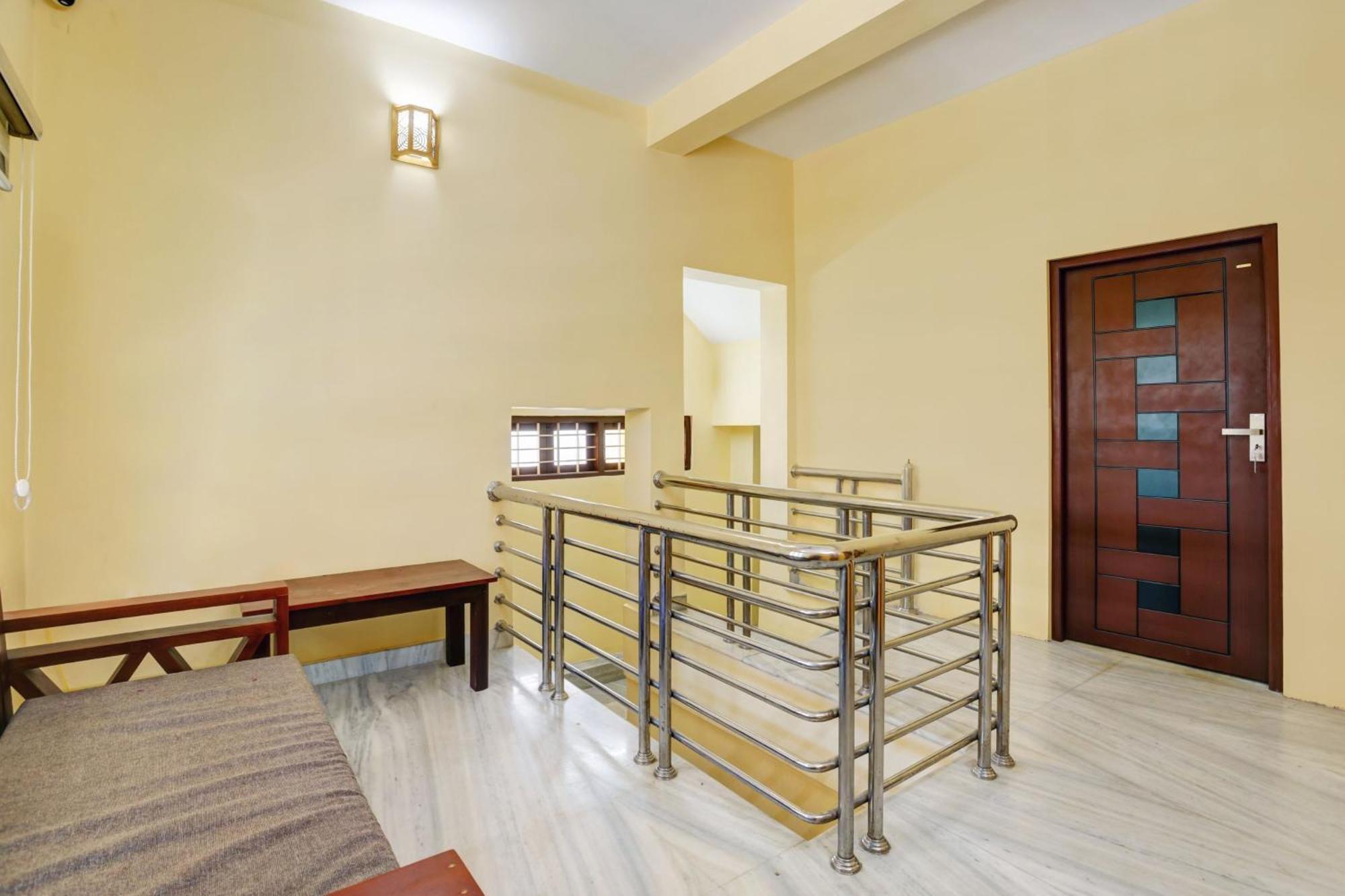 Super Hotel O Lm Residency Тривандрум Экстерьер фото
