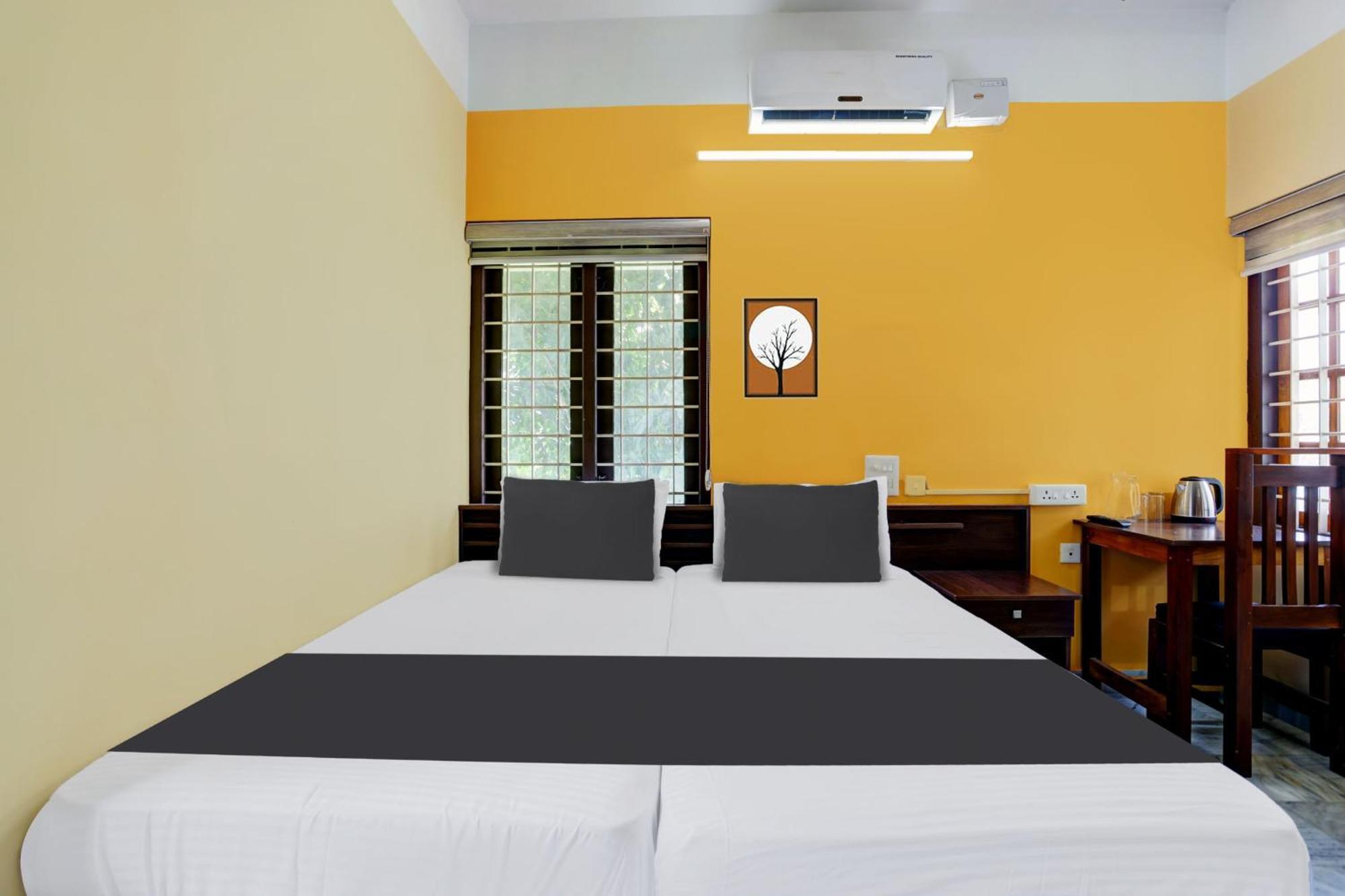 Super Hotel O Lm Residency Тривандрум Экстерьер фото